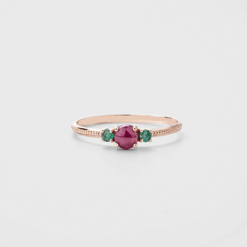 Anillo Oro 18k. Rubi y esmeralda natural