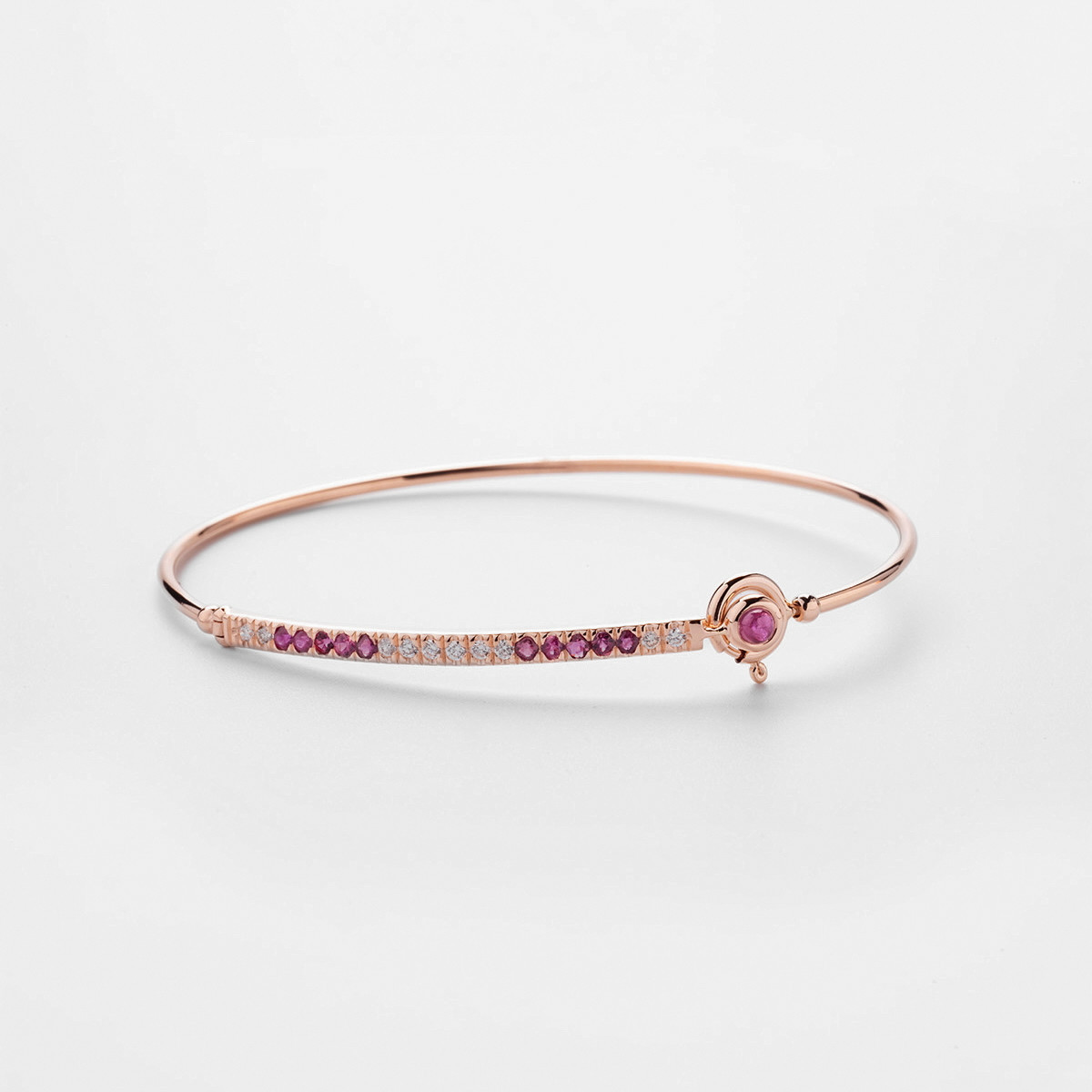 Pulsera rígida oro diamantes y rubí